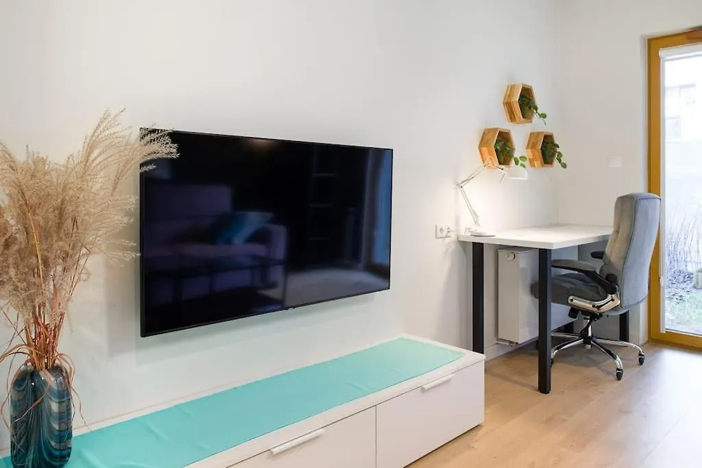 Modern Apt Next To Train Station Krakow 0*,  Poland